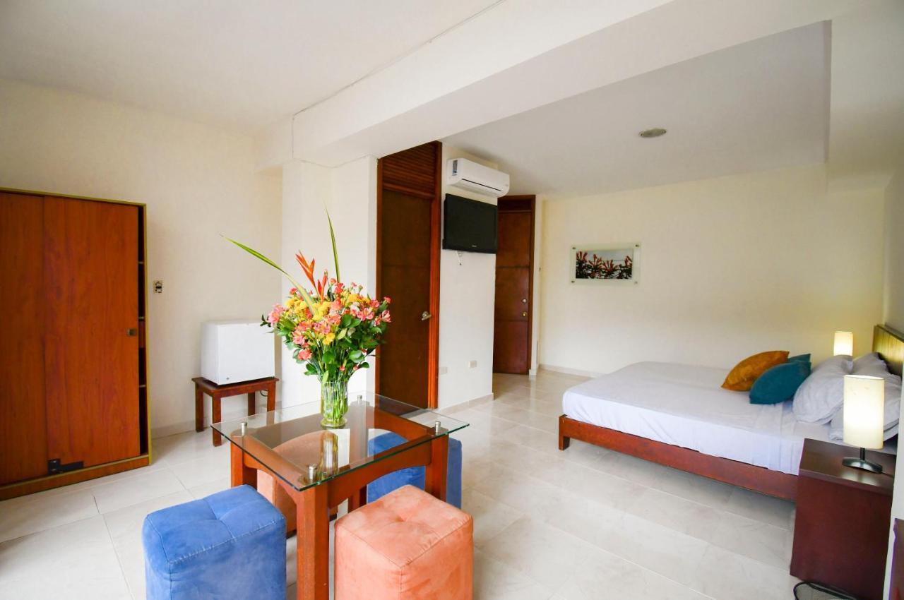Hotel Monarca Armenia Luaran gambar