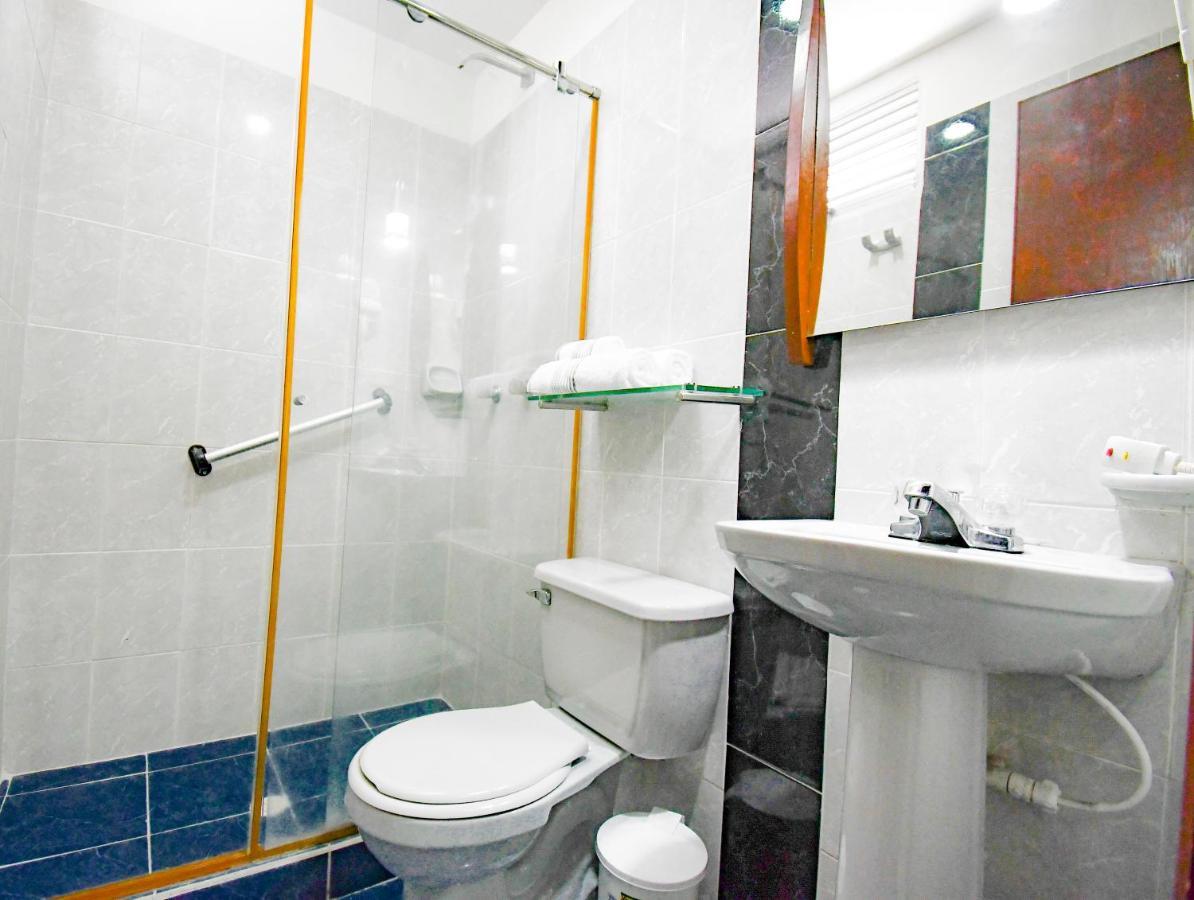 Hotel Monarca Armenia Luaran gambar