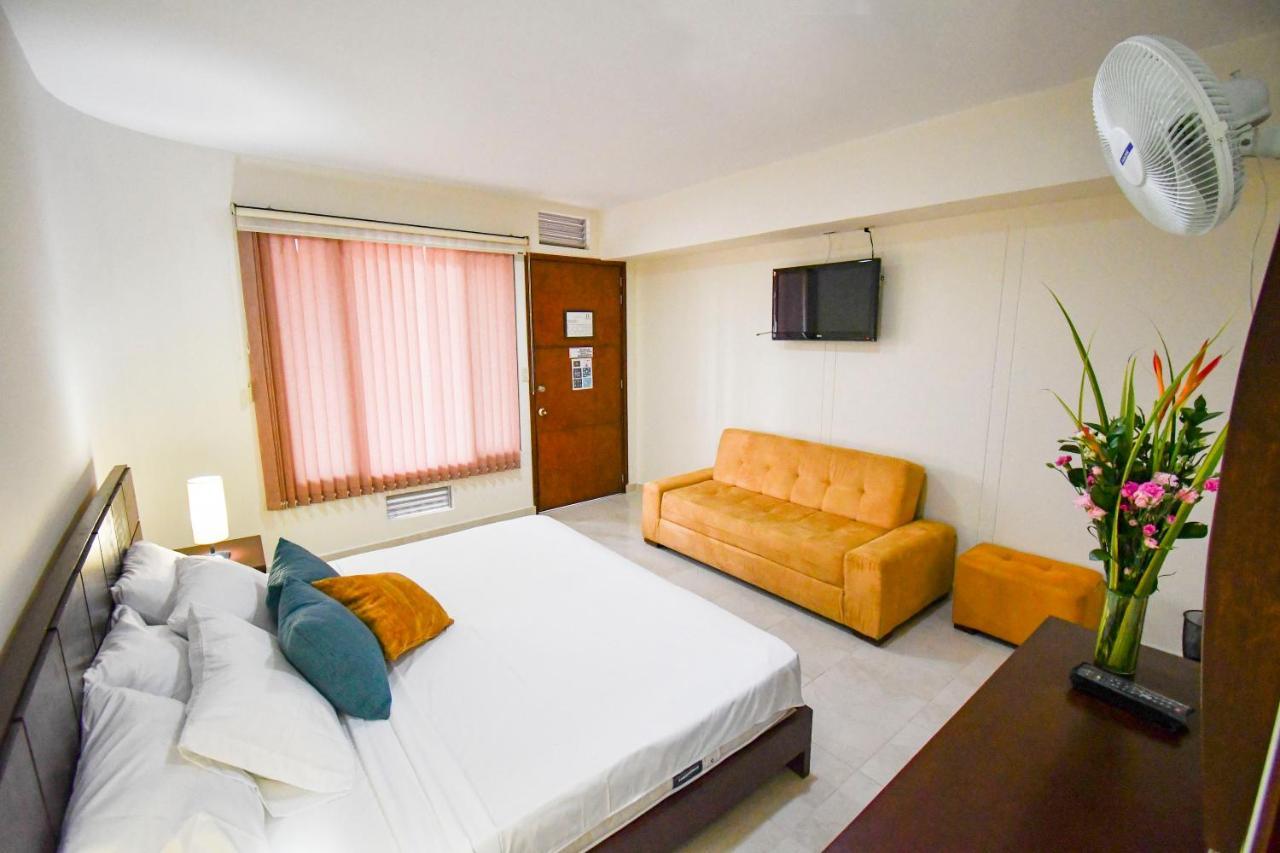 Hotel Monarca Armenia Luaran gambar