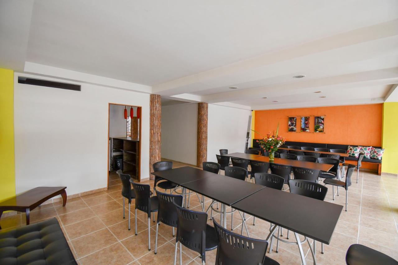 Hotel Monarca Armenia Luaran gambar