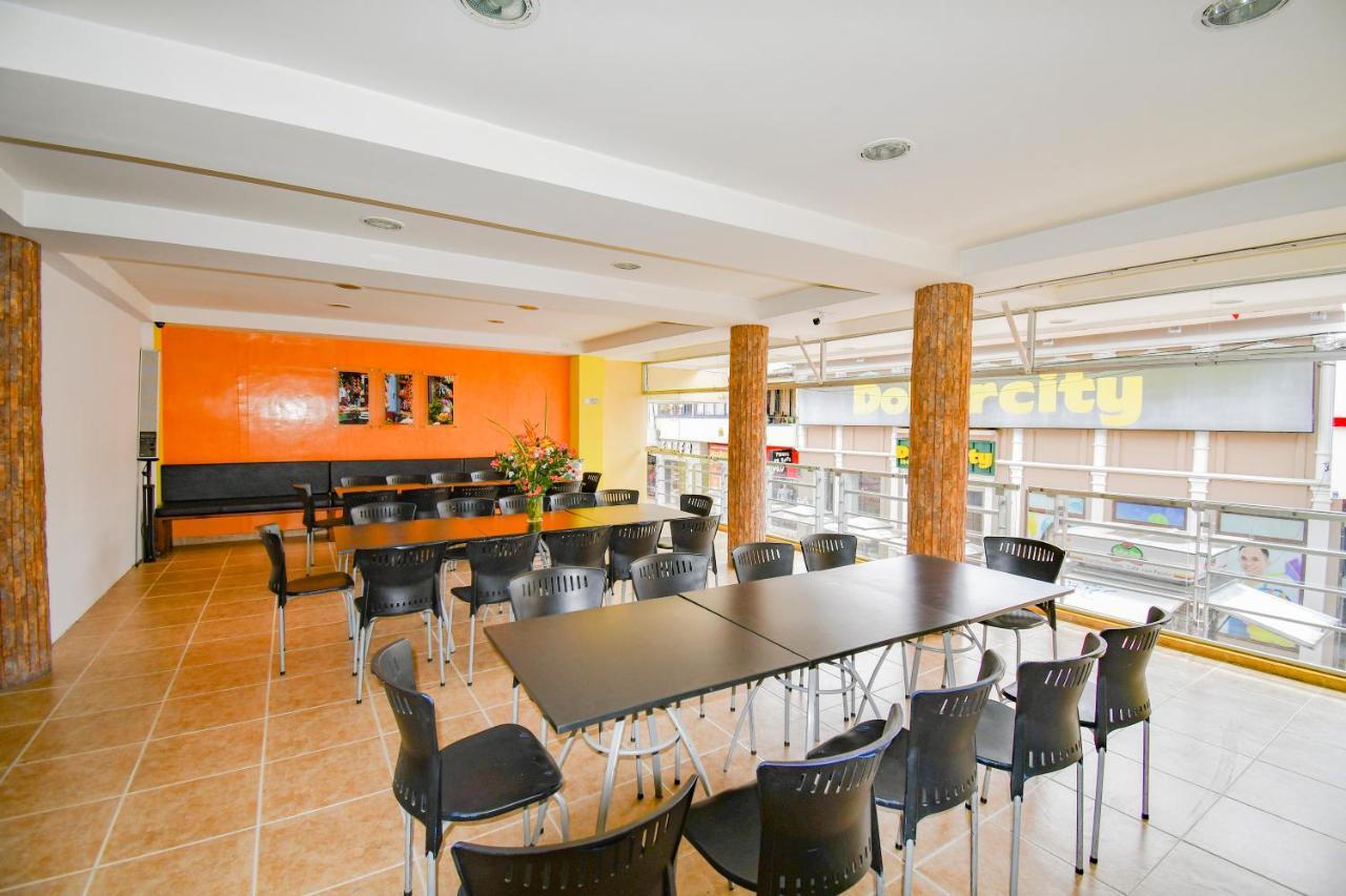 Hotel Monarca Armenia Luaran gambar